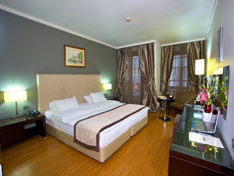 Boutique Riva Hotel Истанбул Екстериор снимка